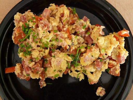 scrambled eggs among the list of what to eat with braces the first week